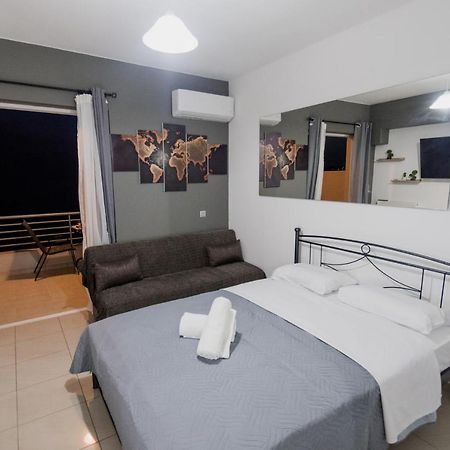 Pavlos Standard Studio With Sea View Réthimno Kültér fotó